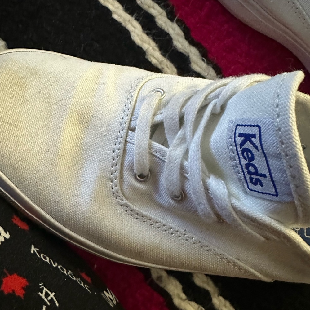 Keds women shoes in size  us 9